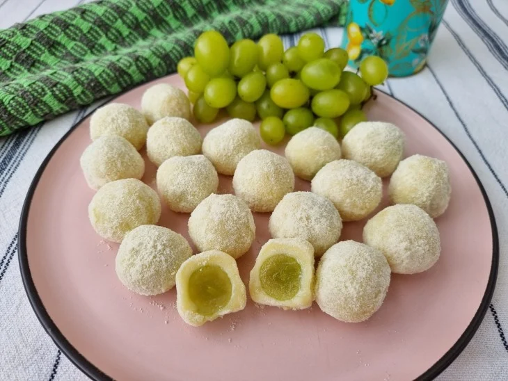 Bolinhas proteicas com uva