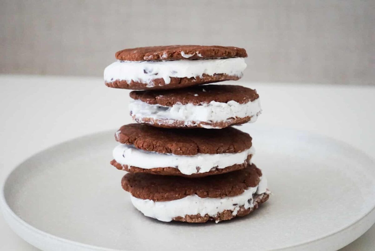 Gelado Sandwish com chocolate